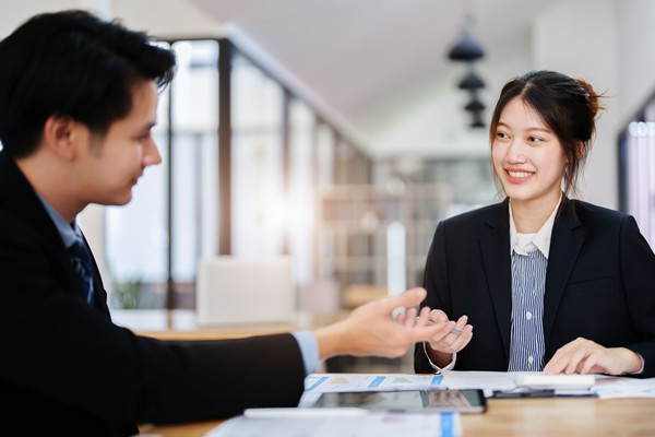 預(yù)算控制咨詢：協(xié)助企業(yè)建立控制體系，確保預(yù)算執(zhí)行