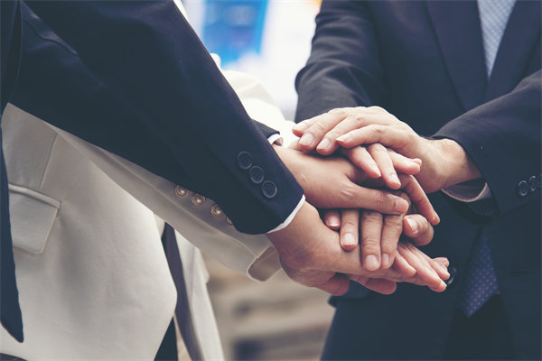 人力資源管理新策略：構(gòu)建人才磁場，推動企業(yè)發(fā)展
