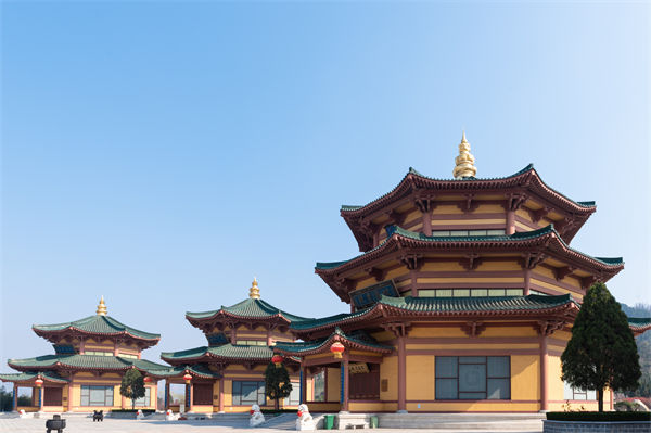 煙臺企業(yè)戰(zhàn)略模糊難落地？戰(zhàn)略咨詢公司如何精準(zhǔn)錨定增長賽道？