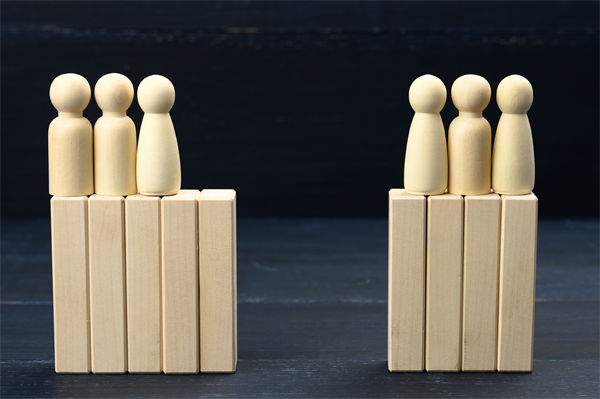 企業(yè)文化標(biāo)語掛滿墻，為何員工依然缺乏認(rèn)同感？