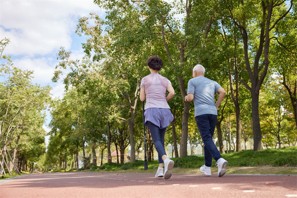 中國(guó)人均預(yù)期壽命79歲，對(duì)企業(yè)文件有何啟示？
